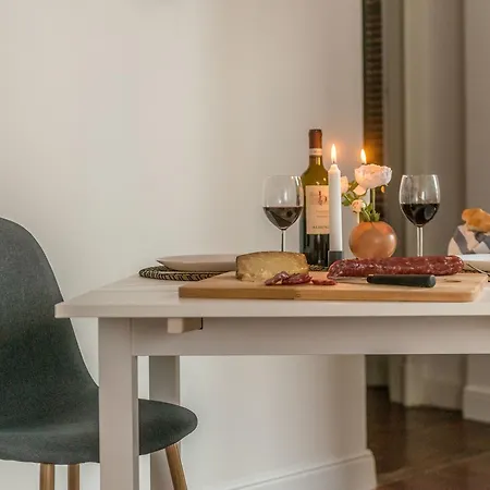 At Home - Apartment Milano-Arco Della Pace Apartment *