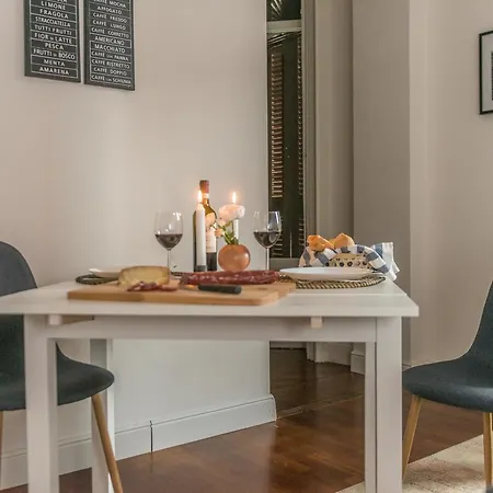 At Home - Apartment Milano-Arco Della Pace Apartman *