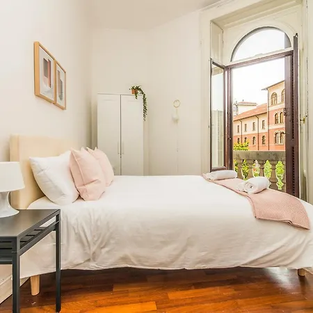 At Home - Apartment Milano-Arco Della Pace Apartman